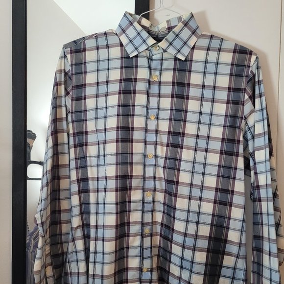 Express Medium Fitted Button-Down Shirt - Picture 1 of 2